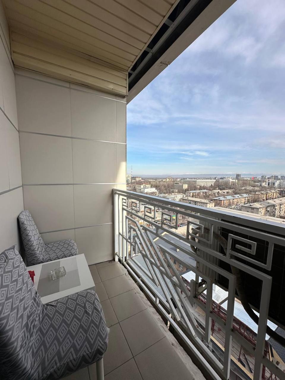 Apartment With City View On Sydykova St. 123 Bişkek Dış mekan fotoğraf